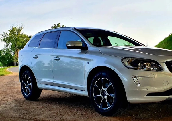 Volvo XC 60 cena 75900 przebieg: 166000, rok produkcji 2016 z Jawor małe 436